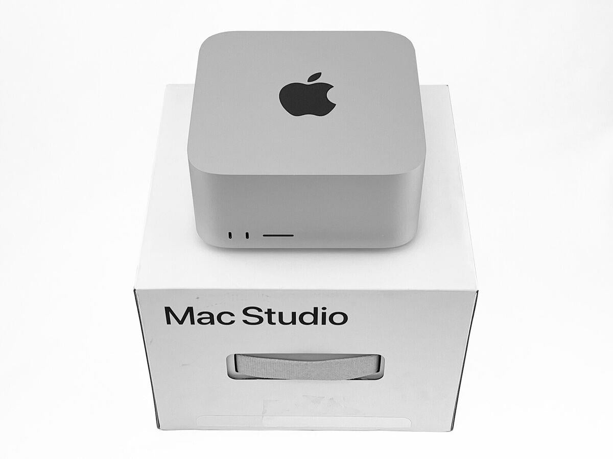 Apple Mac Studio M1 Max (2022) M1 Max 10 Core 512GB 32GB Silver Desktop PC